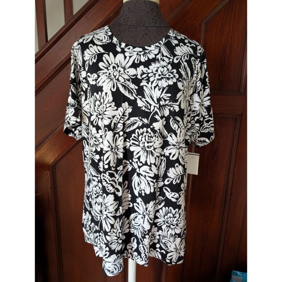 Studio Works Womens 2X Black & White Floral Print Short Sleeve Tee Shirt - Picture 1 of 6